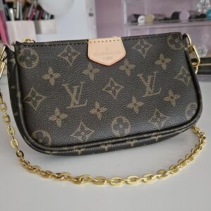 LV Monogram Mini Pochette Wristlet/ Small Purse